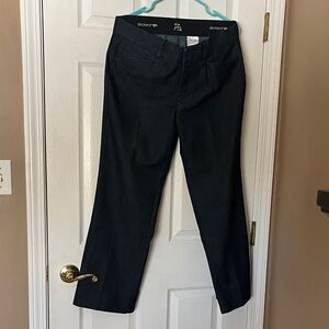 Women’s Dockers Classic Indigo blue jean trousers.